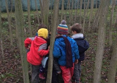 bambini nel boschetto a Bologna